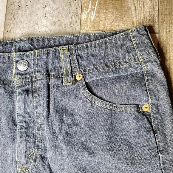 Vintage Levi's Side Slit Jean Skirt Misses Size 8 Black Distressed Raw Hem - Picture 4 of 14